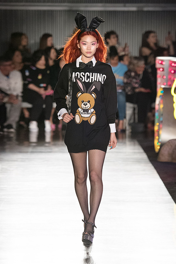 モスキーノ(MOSCHINO) 2018年リゾートウィメンズコレクション  - 写真30