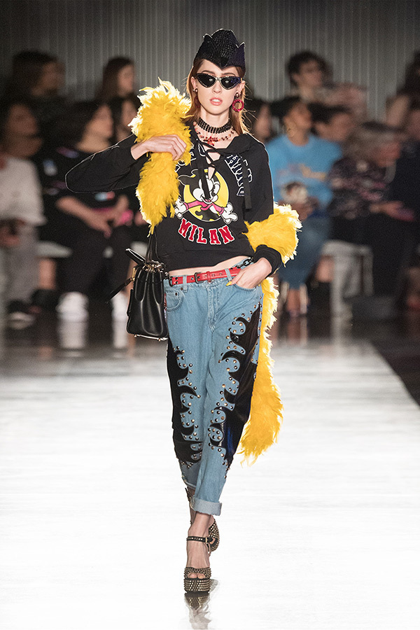 モスキーノ(MOSCHINO) 2018年リゾートウィメンズコレクション  - 写真42