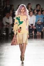 モスキーノ 2018年リゾートコレクション - LAからラスベガスへ、陽気なファッション トリップ｜写真8