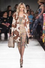 モスキーノ 2018年リゾートコレクション - LAからラスベガスへ、陽気なファッション トリップ｜写真11