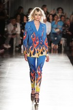 モスキーノ 2018年リゾートコレクション - LAからラスベガスへ、陽気なファッション トリップ｜写真53