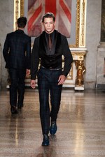 ヴィヴィアン・ウエストウッド マン2012-13年秋冬コレクション - 極寒の地で環境問題に立ち向かう探検家達からインスパイア｜写真46