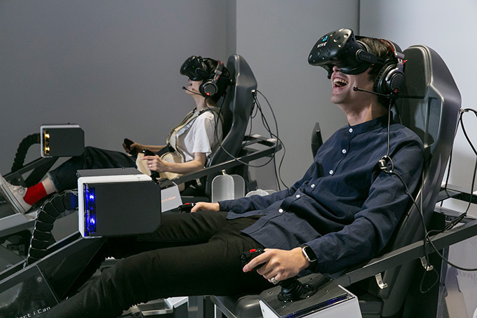 国内最大VR施設「VR ZONE SHINJUKU」新宿に、エヴァ操縦やマリオカートをリアル体験｜写真27