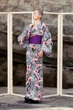 PAMEO POSE」から初の『浴衣』が登場！フラミンゴ柄とレオパード