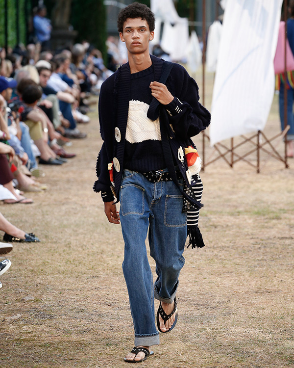 ジェイ ダブリュー アンダーソン(JW Anderson) 2018年春夏メンズコレクション  - 写真36