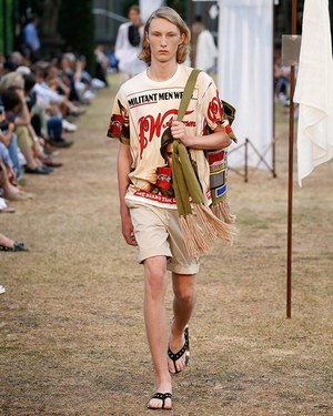 JW アンダーソン 18年春夏メンズコレクション - バカンスはハートに溢れたリラックスムードで｜写真20