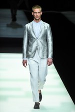 ジョルジオ アルマーニ  2018年春夏コレクション - 紳士が纏うエレガントな清涼感｜写真12