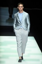 ジョルジオ アルマーニ  2018年春夏コレクション - 紳士が纏うエレガントな清涼感｜写真13