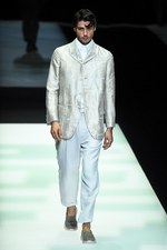 ジョルジオ アルマーニ  2018年春夏コレクション - 紳士が纏うエレガントな清涼感｜写真17