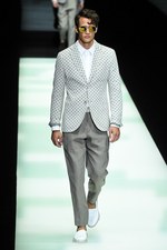 ジョルジオ アルマーニ  2018年春夏コレクション - 紳士が纏うエレガントな清涼感｜写真27