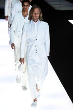 ジョルジオ アルマーニ  2018年春夏コレクション - 紳士が纏うエレガントな清涼感｜写真96