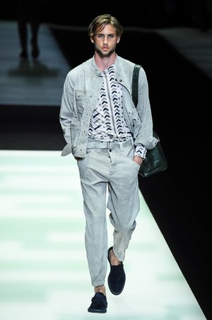 ジョルジオ アルマーニ  2018年春夏コレクション - 紳士が纏うエレガントな清涼感｜写真3