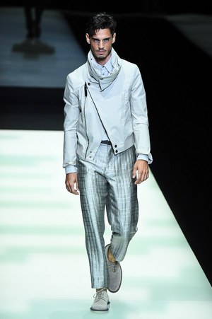 ジョルジオ アルマーニ  2018年春夏コレクション - 紳士が纏うエレガントな清涼感｜写真10