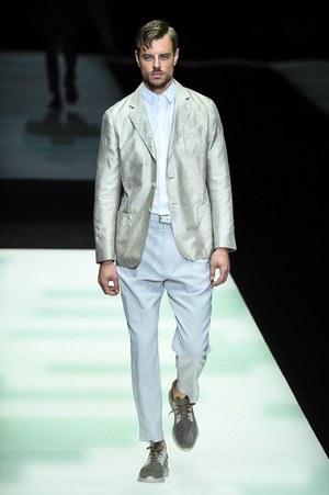 ジョルジオ アルマーニ  2018年春夏コレクション - 紳士が纏うエレガントな清涼感｜写真18