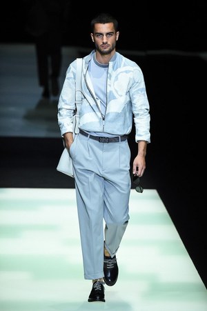 ジョルジオ アルマーニ  2018年春夏コレクション - 紳士が纏うエレガントな清涼感｜写真25