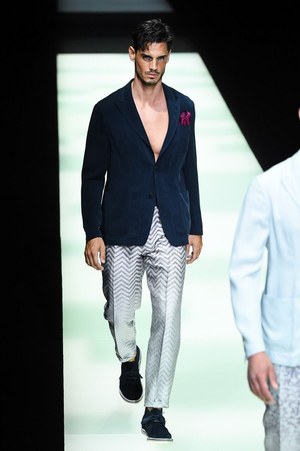 ジョルジオ アルマーニ  2018年春夏コレクション - 紳士が纏うエレガントな清涼感｜写真69