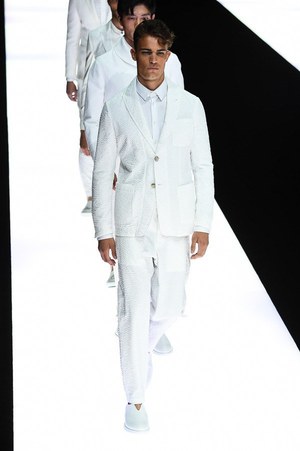 ジョルジオ アルマーニ  2018年春夏コレクション - 紳士が纏うエレガントな清涼感｜写真98