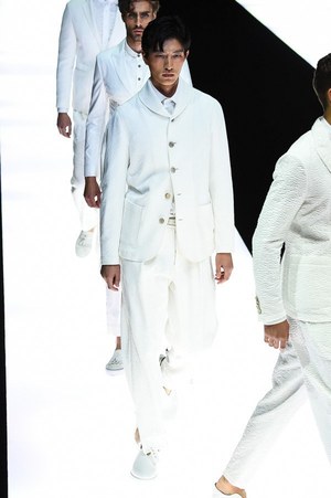 ジョルジオ アルマーニ  2018年春夏コレクション - 紳士が纏うエレガントな清涼感｜写真99