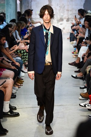 マルニ 2018年春夏メンズコレクション - フォーマルスタイルを思い出とともに｜写真5