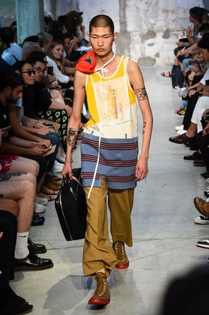 マルニ 2018年春夏メンズコレクション - フォーマルスタイルを思い出とともに｜写真35
