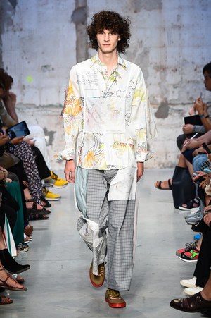 マルニ 2018年春夏メンズコレクション - フォーマルスタイルを思い出とともに｜写真47