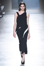 ニール バレット 2018年春夏メンズコレクション - 直線が導く原点回帰への道｜写真13