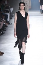 ニール バレット 2018年春夏メンズコレクション - 直線が導く原点回帰への道｜写真18