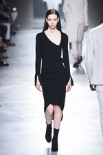 ニール バレット 2018年春夏メンズコレクション - 直線が導く原点回帰への道｜写真30