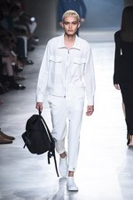 ニール バレット 2018年春夏メンズコレクション - 直線が導く原点回帰への道｜写真37