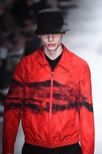 ニール バレット 2018年春夏メンズコレクション - 直線が導く原点回帰への道｜写真59