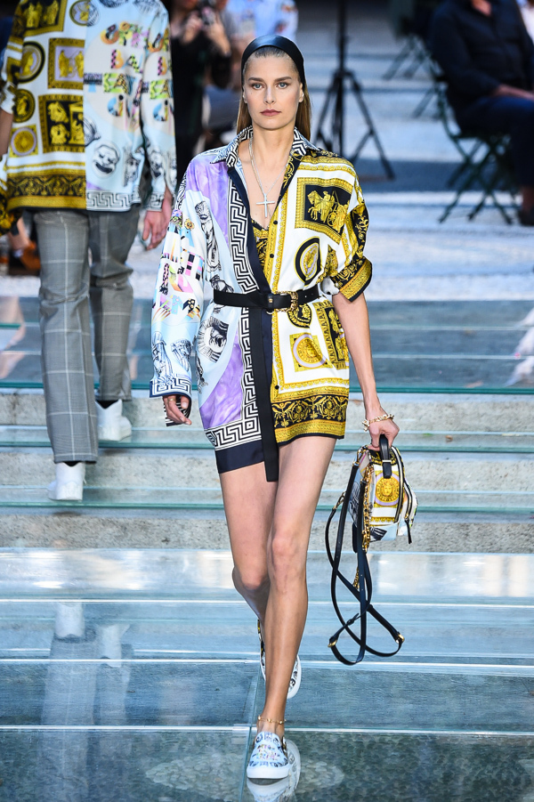 ヴェルサーチェ(VERSACE) 2018年春夏メンズコレクション  - 写真42