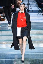 ヴェルサーチ 2018年春夏メンズコレクション - 身に着けて感じるブランドの軌跡｜写真4