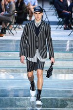 ヴェルサーチ 2018年春夏メンズコレクション - 身に着けて感じるブランドの軌跡｜写真9