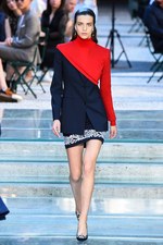 ヴェルサーチ 2018年春夏メンズコレクション - 身に着けて感じるブランドの軌跡｜写真13