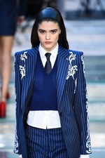 ヴェルサーチ 2018年春夏メンズコレクション - 身に着けて感じるブランドの軌跡｜写真18