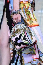 ヴェルサーチ 2018年春夏メンズコレクション - 身に着けて感じるブランドの軌跡｜写真49