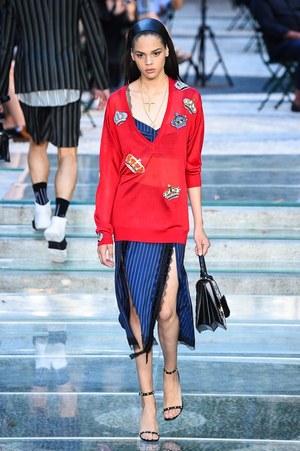 ヴェルサーチ 2018年春夏メンズコレクション - 身に着けて感じるブランドの軌跡｜写真10