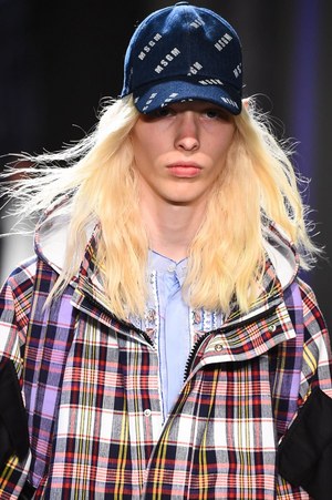 MSGM 2018年春夏メンズコレクション - 季節は夏、高鳴る気持ちを色柄に込めて｜写真39