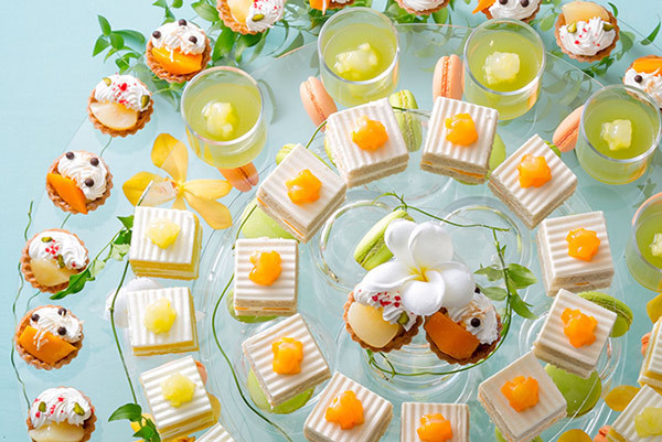 「夏のスイーツビュッフェ」