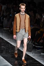フェンディ 2018年春夏メンズコレクション -“ダブルF”の類まれなる存在感｜写真28