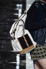 フェンディ 2018年春夏メンズコレクション -“ダブルF”の類まれなる存在感｜写真41