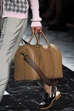 フェンディ 2018年春夏メンズコレクション -“ダブルF”の類まれなる存在感｜写真72