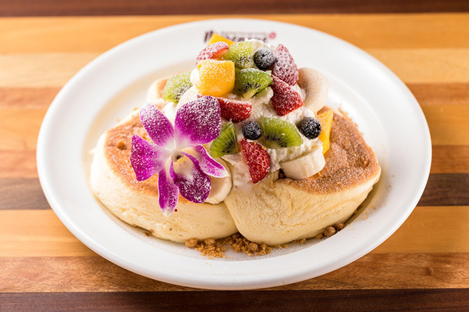 極上のふわふわパンケーキ「ハワイアンカフェ& レストラン メレンゲ」が横浜みなとみらいにオープン｜写真1