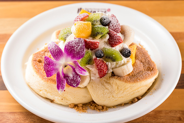 ローカルフード｜極上のふわふわパンケーキ「ハワイアンカフェ& レストラン メレンゲ」が横浜みなとみらいにオープン