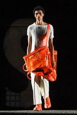 オフ-ホワイト c/o ヴァージル アブロー 18年春夏メンズコレクション -“イケてる”服を考える｜写真2