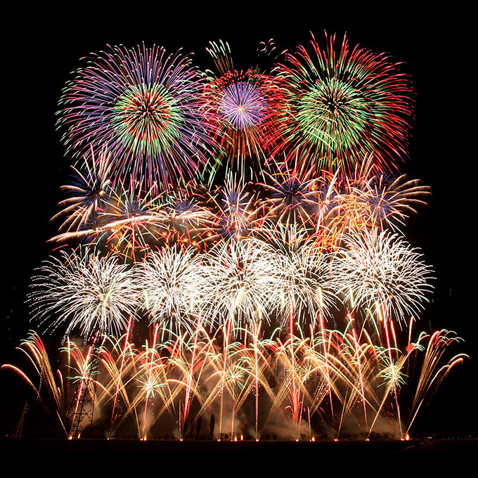 「佐倉花火フェスタ」関東最大約16,000発、巨大花火が千葉の夜空を彩る | 写真