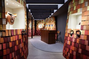エルメス祇園店でアクセサリーが主役のイベント - 水牛の角に