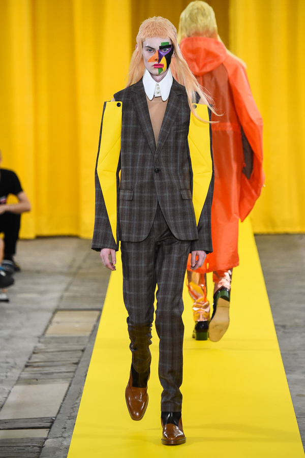 ウォルター ヴァン ベイレンドンク(Walter Van Beirendonck) 2018年春夏メンズコレクション シルエット - 写真5