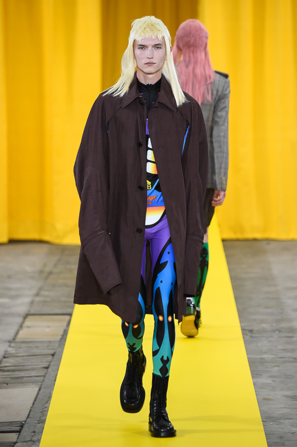 ウォルター ヴァン ベイレンドンク(Walter Van Beirendonck) 2018年春夏メンズコレクション シルエット - 写真9