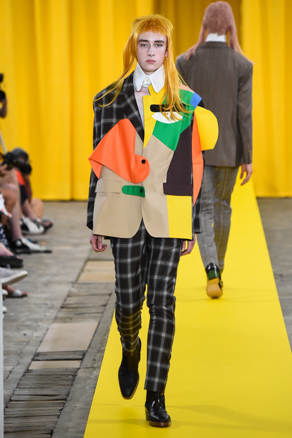 ウォルター ヴァン ベイレンドンク(Walter Van Beirendonck) 2018年春夏メンズコレクション シルエット - 写真32